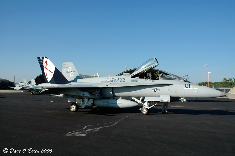 XO Bird for the Werewolves
F/A-18C / 164264	
VMFA-122 Werewolves / MCAS Beaufort

8/4/06
Keywords: Military Aviation, KPSM, Pease, Portsmouth Airport, F/A-18C, VMFA-122