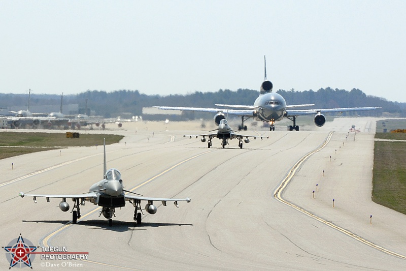 ASCOT Flight taxiing to RW16
Ascot-9801 flight of four Typhoons
Ascot 9271 Heavy KC-1
4/23/08

