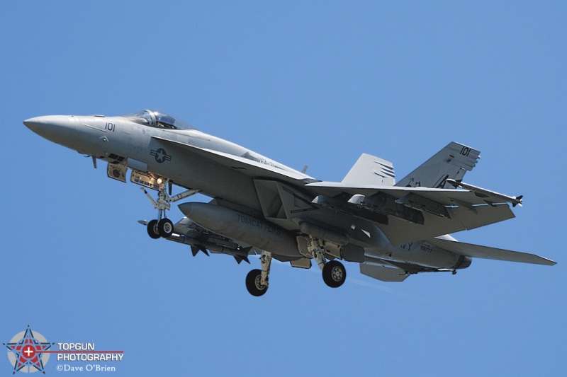 Pattern Work at Oceana
F/A-18E / 166777	
VFA-31 Tomcatters / NAS Oceana
5/29/08

Keywords: Military Aviation, KNTU, NAS Oceana, US Navy, FA-18 Super Hornet