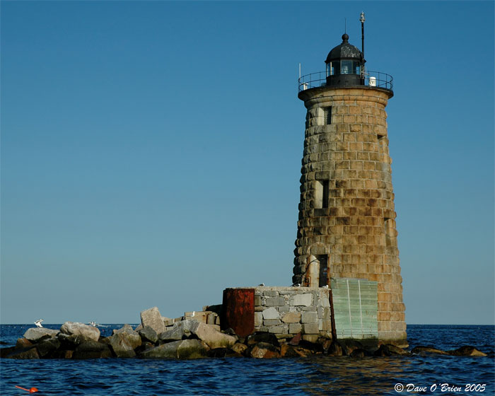 Whaeleback Lighthouse-Me
