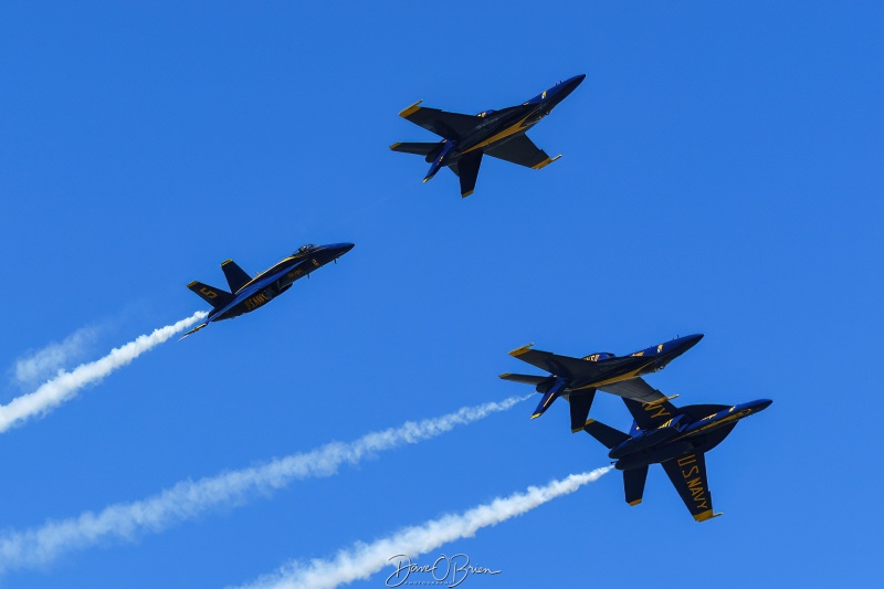 BLUE ANGEL Diamond break
Blue Angels / NAS Pensacola, FL
9/4/25
Keywords: Military Aviation, KPSM, Pease, Portsmouth Air Show 2025, Blue Angels, F/A-18E