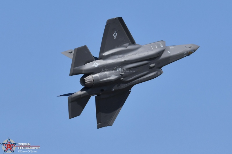 2nd F-35 flown by Lt Col. Nathan Graber
17-5266
Keywords: F-35 VTANG F35Vermont BurlingtonVT