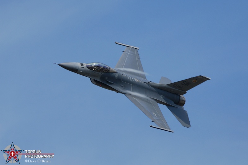 F-16 Demo
