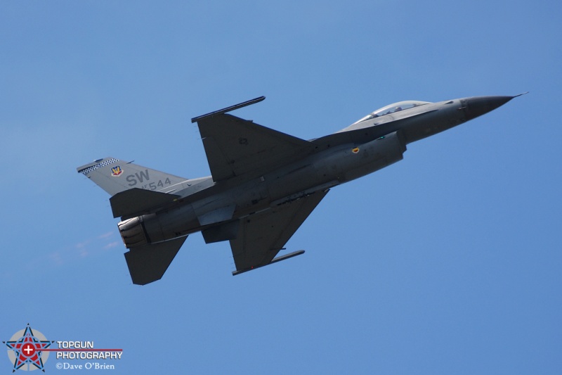 F-16 Demo
