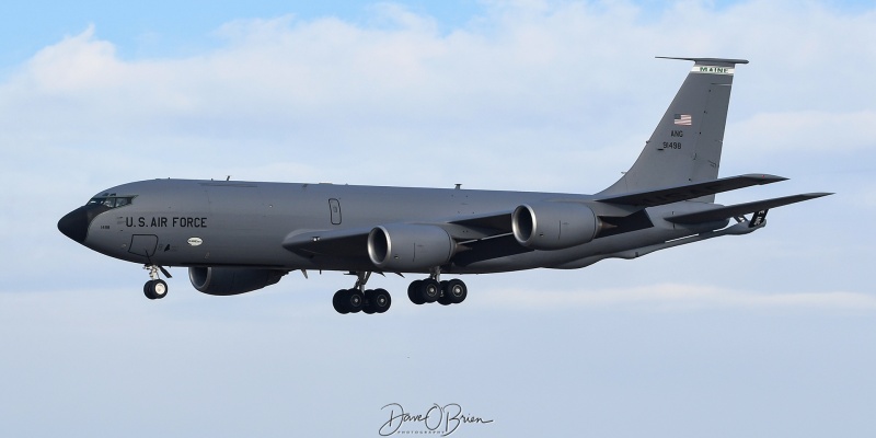 MAINE87	
KC-135R / 59-1498	
101st ARW / Bangor Me
3/23/23
Keywords: Military Aviation, KPSM, Pease, Portsmouth Airport, KC-135R, 101 ARW