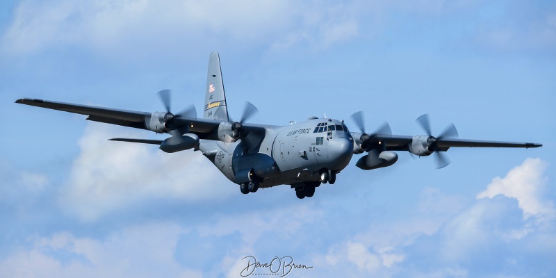 REACH197	
C-130H-3'S / 92-1454	
186th AS / Great Falls, MT
9/4/22
Keywords: 186thAS C-130H Reachflight peaseang