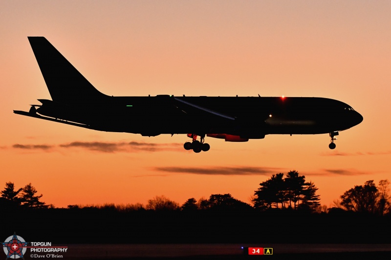 9th KC-46 18-46053
sneaking in at sunset
Keywords: KC-46A NHANG PEGASUS 133RDARS Pease Portsmouthairport USAF ANG