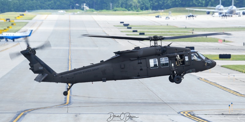 ABEL15
UH-60M / 20-21152	
1-228th AVN / Concord, NH
6/7/23
Keywords: Military Aviation, KPSM, Pease, Portsmouth Airport, UH-60 Blackhawk, Army National Guard