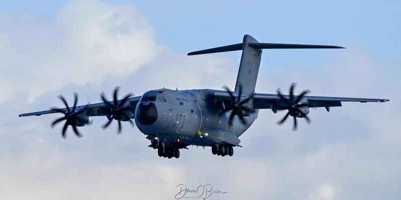 ASCOT4104
ZM400 / A400M	
24/30/70sq / RAF Brize Norton, UK
1/2/26
Keywords: Military Aviation, KPSM, Pease, Portsmouth Airport, RAF, A400