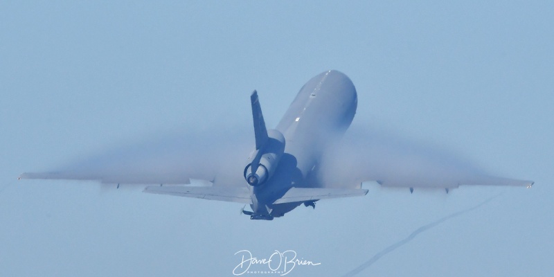 BLUE91 departs through the fog
KC-10A  
87-0121 / 305 AW
11/9/2020
