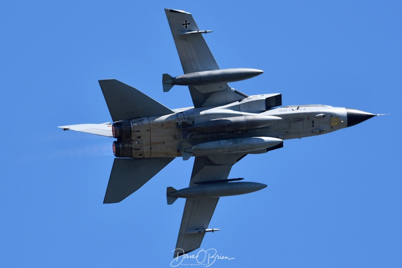 RETRO21-22
Tornado 46+52
TLG51 / GAF
KBGR - 6/24/21
Keywords: Military Aviation, KBGR, Bangor, Bangor International Airport, Tornado, GAF