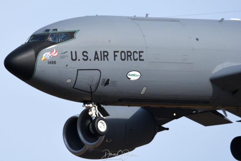 MAINE85 working the pattern
KC-135R / 59-1488
132nd ARS / Bangor
KBGR
2/24/22

Keywords: Military Aviation, KBGR, Bangor, Bangor International Airport, KC-135R, 132nd ARS