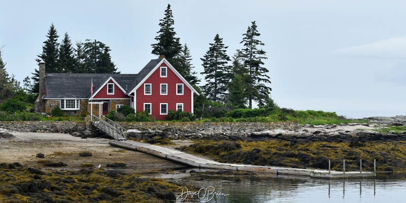 Boothbay Harbor
This house is owned by the actor who played the Wicked Witch of the West in the Wizard of Oz. 
7/4/23
Keywords: boothbay harbor, schooner, lighthouse, maine