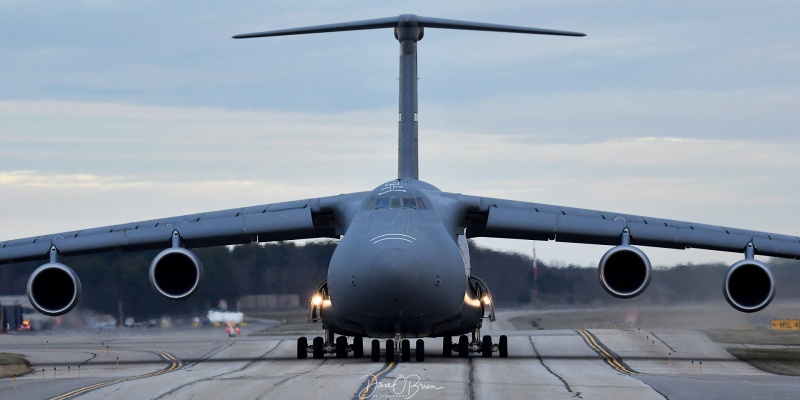 REACH845	
C-5M	/ 87-0042	
60th AMW	/ Travis AFB
4/6/21

