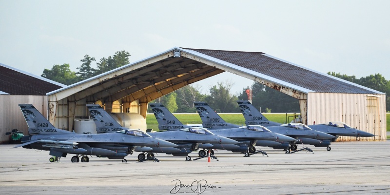 CUBE31 Flight stops in from Air Defender 2023 in Germany
175th FS / Sioux Falls, SD
6/27/23
Keywords: Military Aviation, KPSM, Pease, Portsmouth Airport, F-16, 175th FS