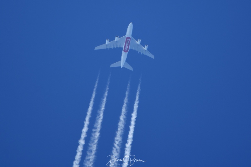Emirates flies over KPSM
testing out a 150-600S Sigma I rented 7/12/18
