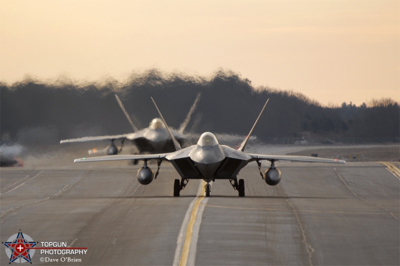 F-22A / 04-4081
F-22A / 05-4100
199th FS / Holloman
1/28/13
