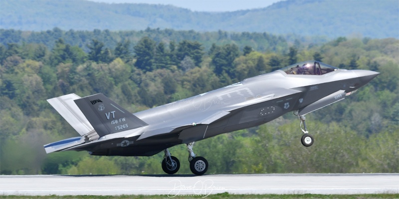 F-35 recovery
158th FW launches for a VT thank you flyover
5/22/2020

