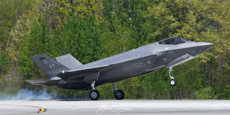 F-35 recovery
158th FW launches for a VT thank you flyover
5/22/2020
