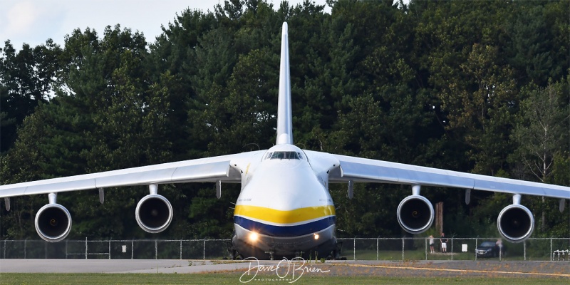 AN-124 holding short of RW34
UR-82027
8/11/19
