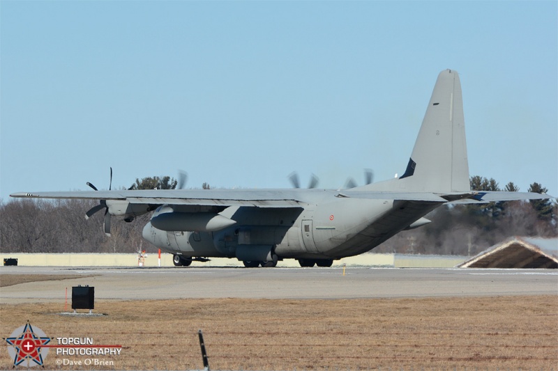 shutting down and engine
IAF Flight40	
C-130 / MM62180	
2 Gruppo TM / Italian
2/20/16 
