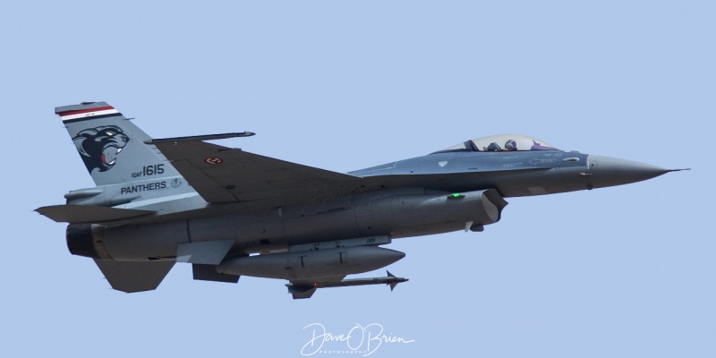 Iraqi F-16 departs 
Tucson International Airport
