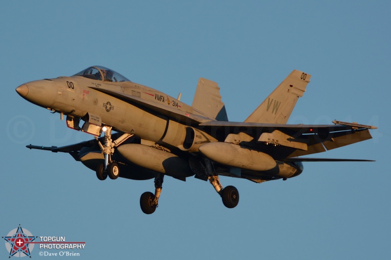 TREND51 
F/A-18A+	163129
VMFA-314 / MCAS Miramar
10/4/14
