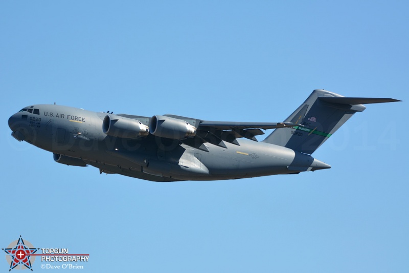 REACH561	
C-17A / 10-0220	
62nd AW / McChord
10/6/14
