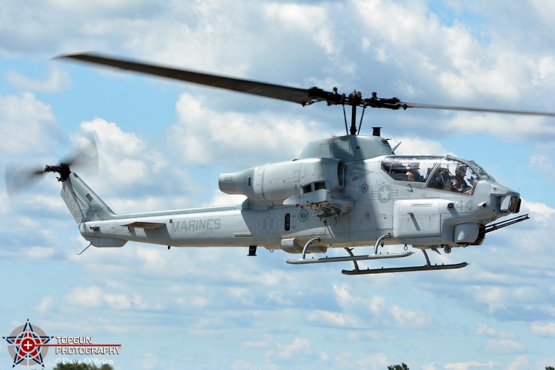 Super Cobra's inbound
AH-1W / 165329	
HMLA-773 Det.B / MCAS New River
8/28/15
