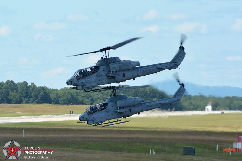Cobras departing
AH-1W / 162560	
AH-1W / 165329	
HMLA-773 / MCAS New River
8/28/15

