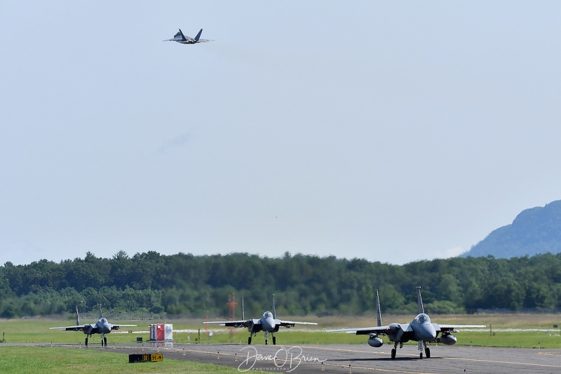 GUNSHOT02
F-22A / 08-4152	
94th FS / Langley, VA
KBAF - 7/15/21

Keywords: Military Aviation, KBAF, Barnes, Westfield Airport, Jets, F-22A&#039;s, 94th FS