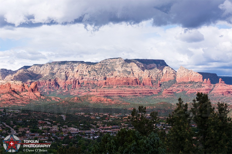 Thunder Mountain overlooking Sedona
shot from Airport Mesa
4-25-15
