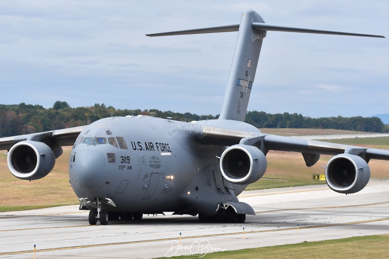 REACH610
A MS ANG C-17 does a quick turn after getting gas and taxi's up to RW34
10/3/19
