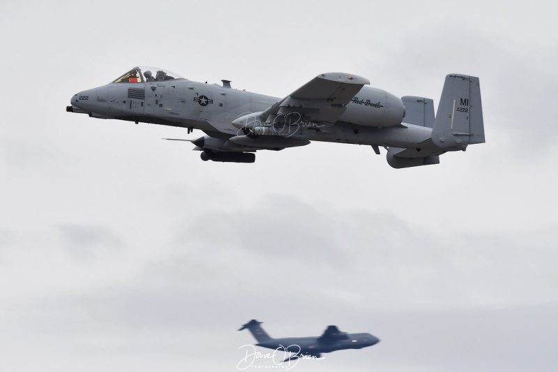 ARCHER11 departs RW16
An A-10 from the MI ANG departs Pease while a C-5 is in the downwind leg.
10/3/19
