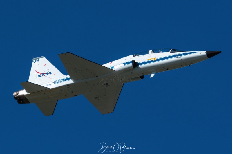 NASA 909 departs PSM
T-38, N909NA
6/7/19
