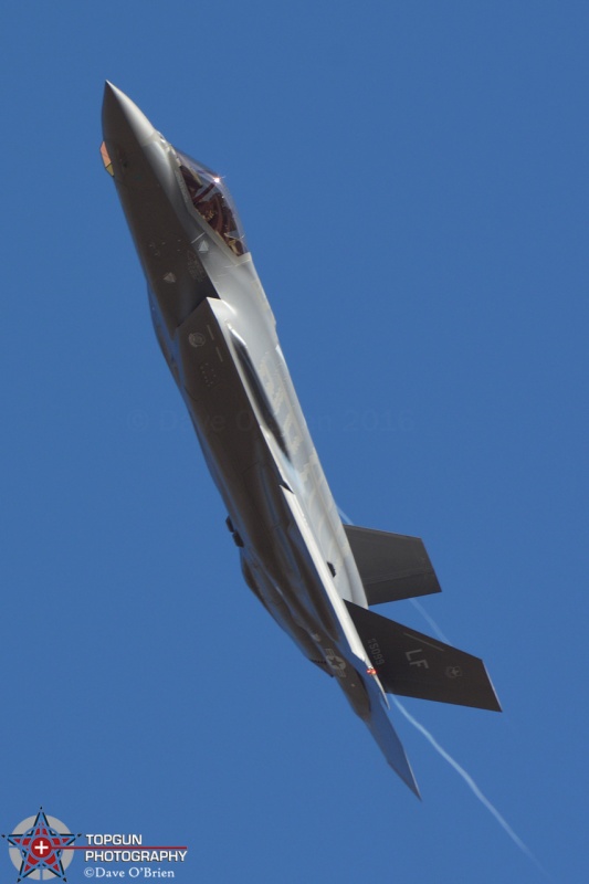 F-35 yanking off the end
Luke AFB, 11-1-16
