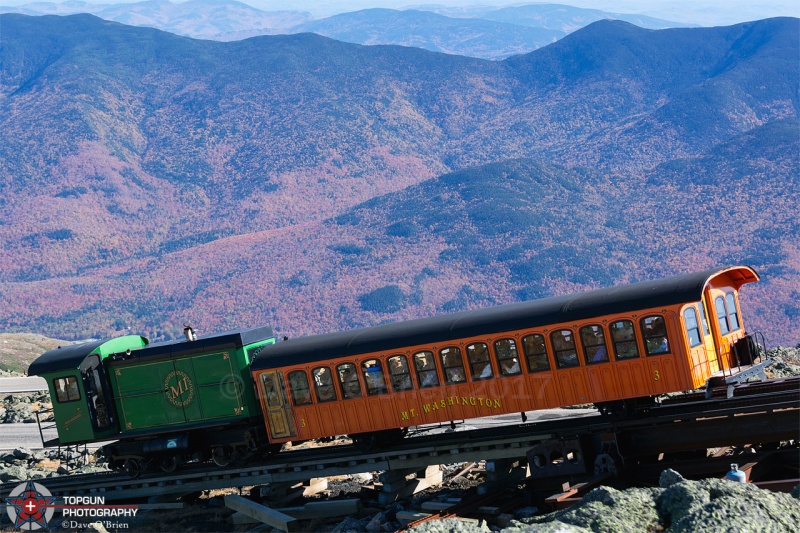 Cog Railway heading down Mt Washington 10/13/17
