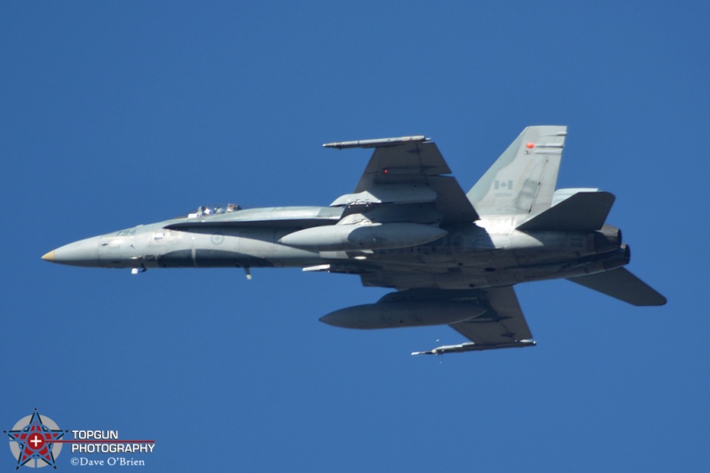 CF-18 departing
MCAS Miramar 11-2-16
