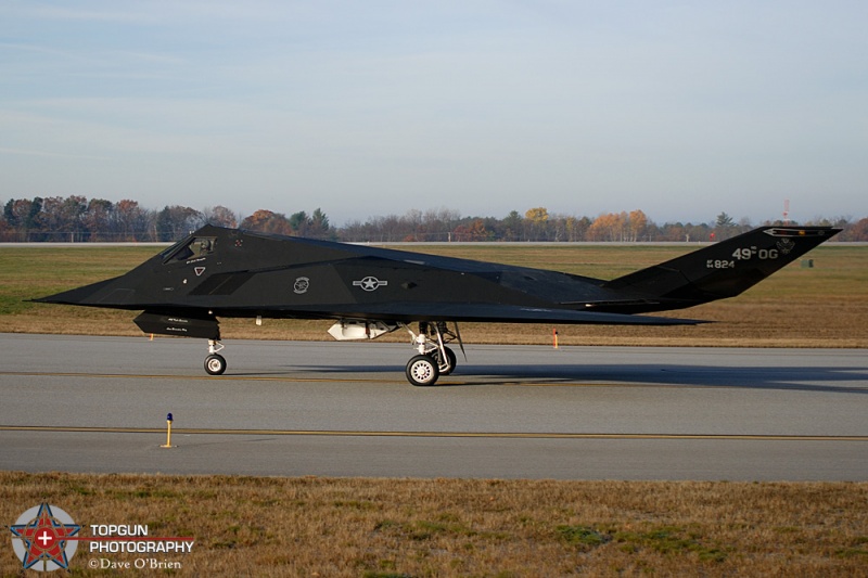 F-117 Sun 81
F-117A / 84-0824	
49th OG / Holloman
11/14/07 
