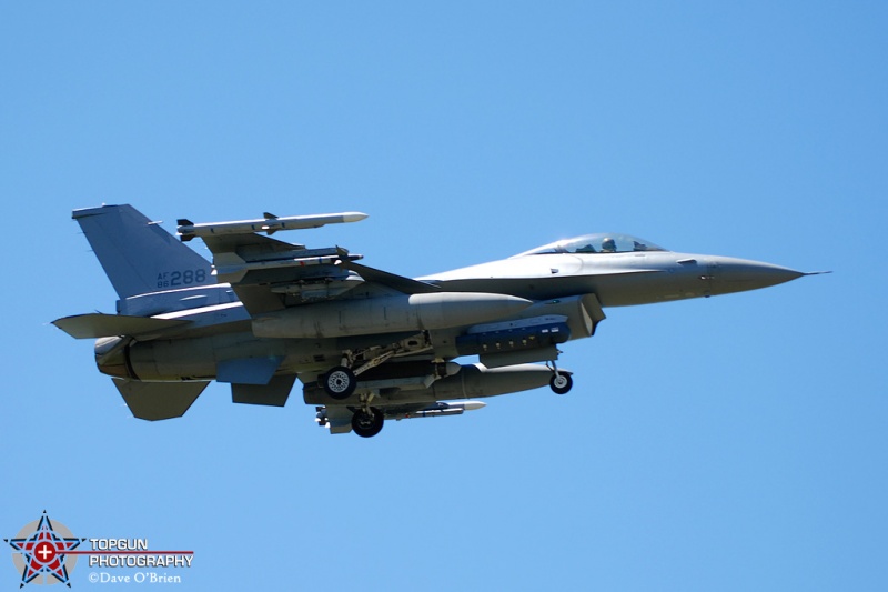 VT ANG 86-0288
MAPLE31	
F-16C-30-CF / 86-0288	
158th FW	Burlington, Vt

