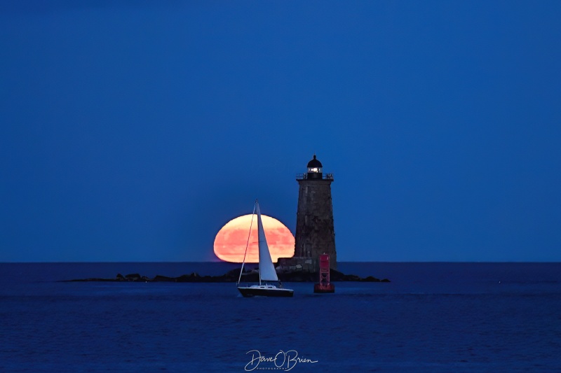 Full Moon Rising
The Sturgeon Moon comes up behind Whaleback Lighthouse
8/1/23
Keywords: Lighthouse, Whaleback Lighthouse, Full Moon