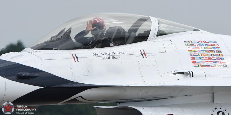 USAF Thunderbirds Sat Show
