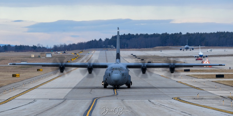 HERKY61
06-4631 / C-130J-30
37th AS / Ramstein AFB
1/4/24
Keywords: Military Aviation, KPSM, Pease, Portsmouth Airport, C-130 Hercules, 37th AS