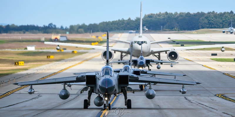 IAM061 Flight taxiing up to RW34
9/26/23
Keywords: Military Aviation, KPSM, Pease, Portsmouth Airport, RAF, Tornado