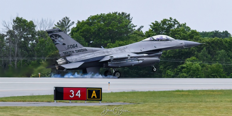 LOBO13
F-16C / 89-2064	
175th FS / Sioux Falls, SD
6/2/23
Keywords: Military Aviation, KPSM, Pease, Portsmouth Airport, F-16, 175th FS