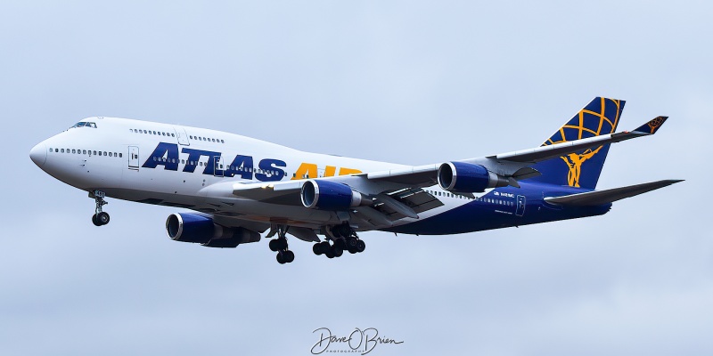 GIANT8810 landing RW16
747-400 / N481MC	
Atlas Airlines
4/22/23
