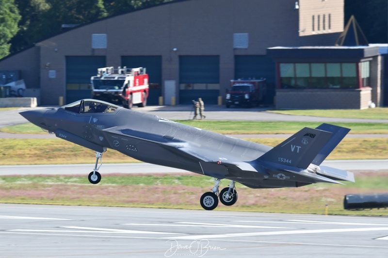 NINJA21 departing
F-35A / 18-5344
158th FW / Burlington, VT
9/12/2020 Drill Weekend
