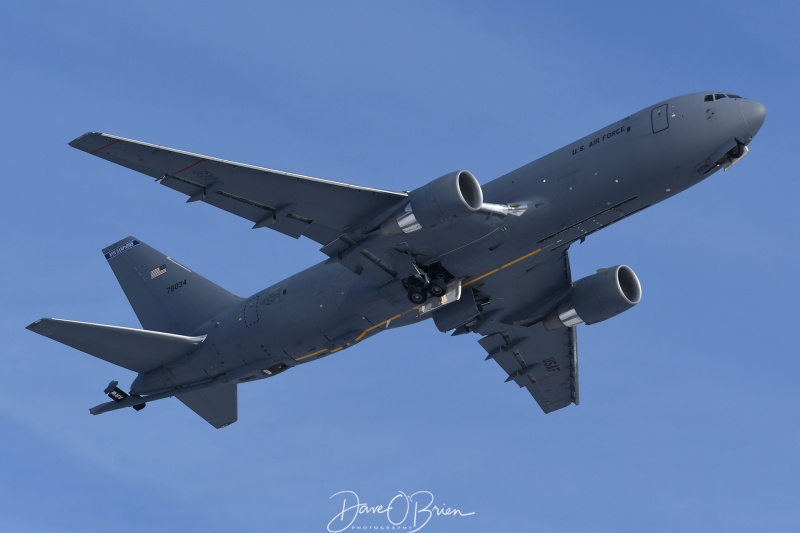 TATER22 departs for a fini flight
KC-46A / 17-46034	
157th ARW / Pease ANGB
12/21/21
Keywords: Military Aviation, PSM, Pease, Portsmouth Airport, KC-46A Pegasus, 157th ARW