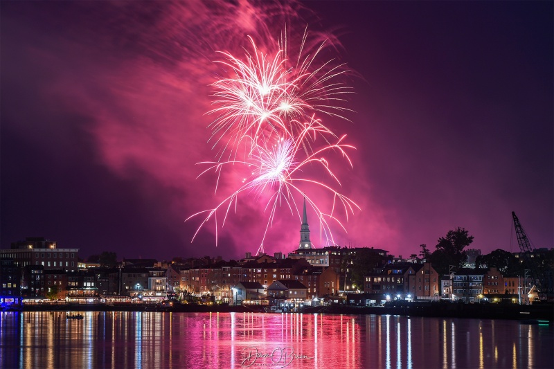 Portsmouth NH Fireworks 2023
Portsmouth never fails to bring on a stunning display for the 4th of July
7/5/23 
Keywords: 4th of July, Fireworks, Portsmouth NH