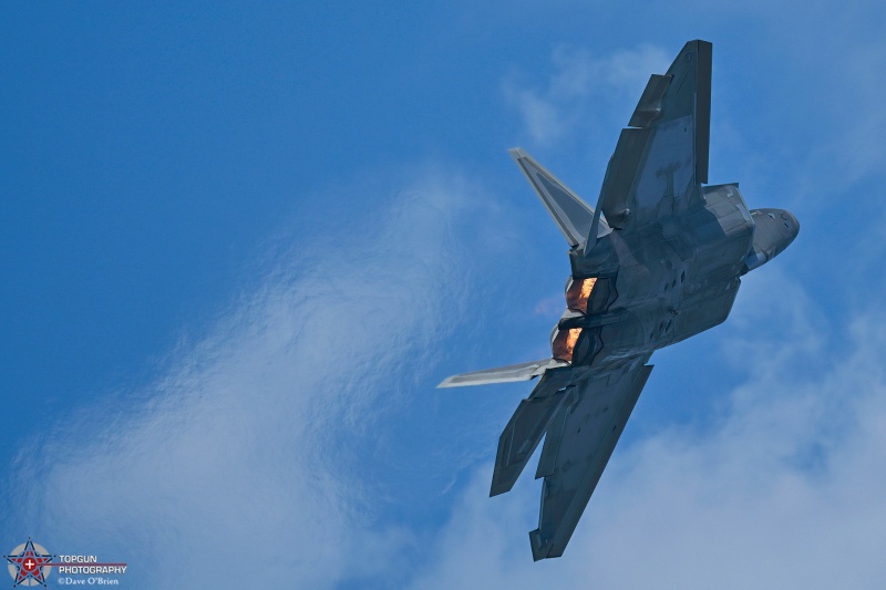 RAPTOR DEMO
06-4122 / F-22A	
525th FS / JB Elmendorf–Richardson, AK
7/20/26
Keywords: Military Aviation, KOSH, Oshkosh, EAA Air Adventure, Air Show, F-22 Demo